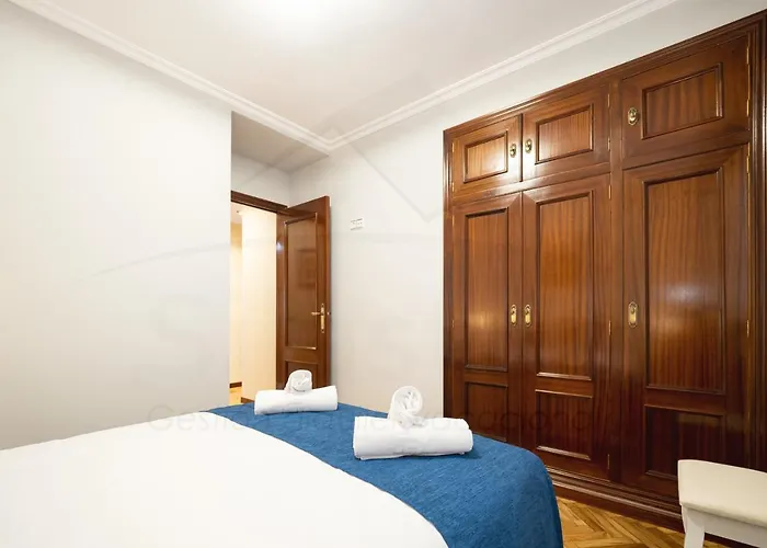 Апартаменти Casa Roces By Silastur